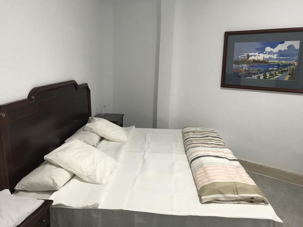 Hostal Lavapies Madrid Buitenkant foto