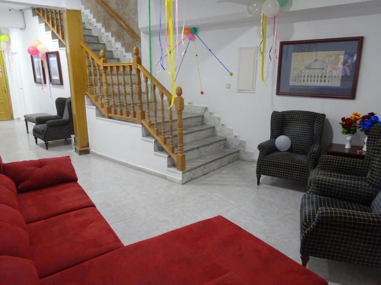 Hostal Lavapies Madrid Buitenkant foto
